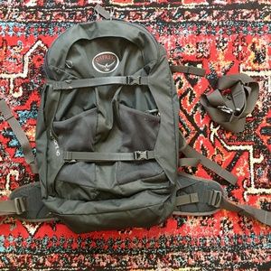 Osprey Farpoint 40L S/M in Volcanic Grey